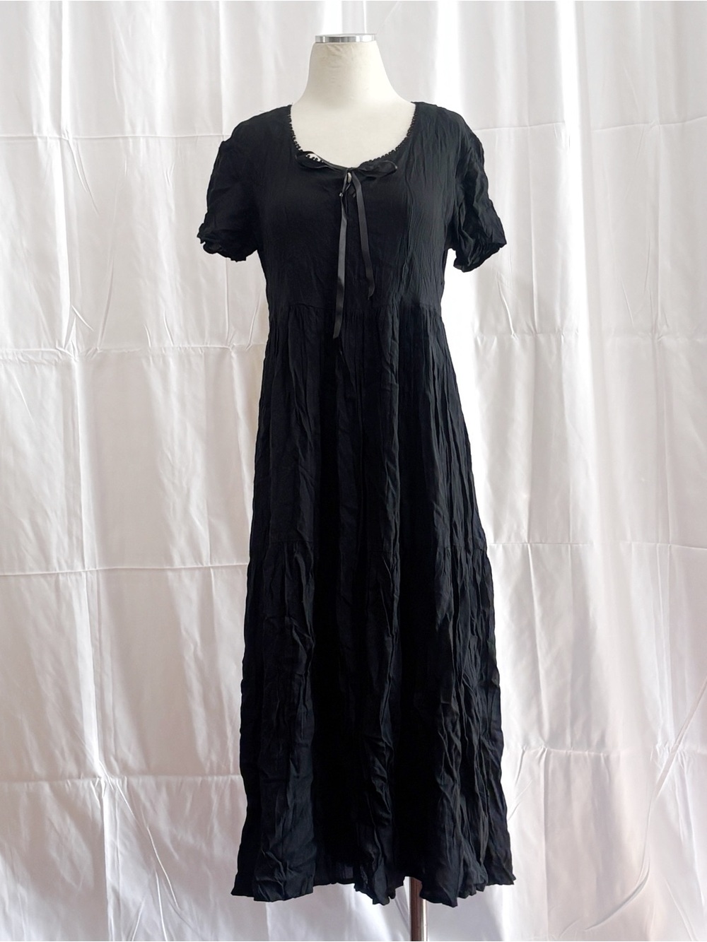 Vintage 1980s Black Gothic Broomstick Prairie Dress Short-Sleeve Midi Dress